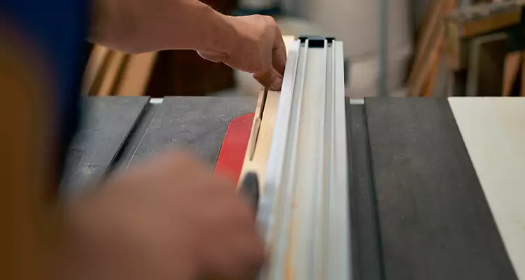 Bifold Door Seal Repair in Country Walk, FL