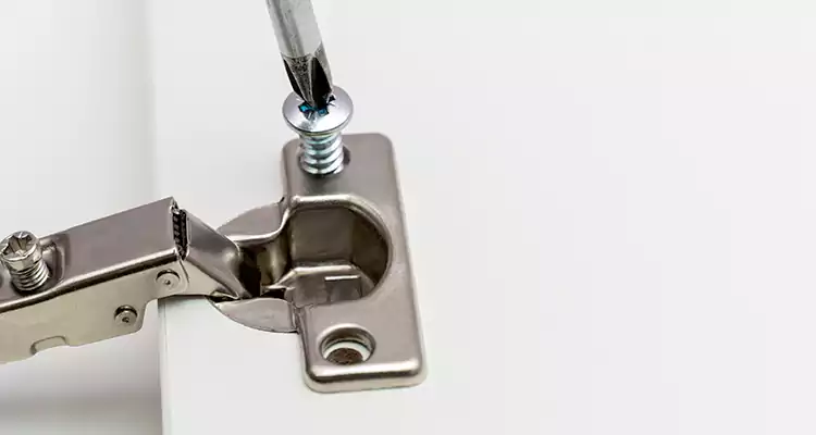 Screen Door Hinge Repair in Country Walk, FL