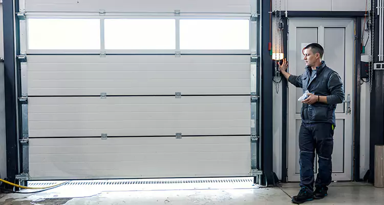 Modern Overhead Door Repair in Country Walk, FL