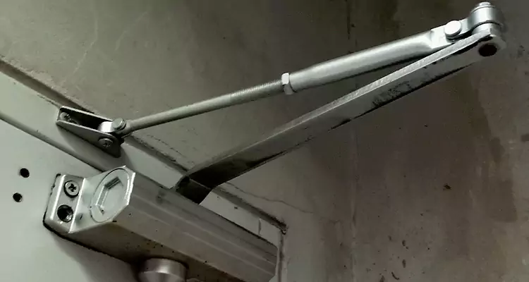 Door Closer Parallel Arm Installation in Country Walk, FL