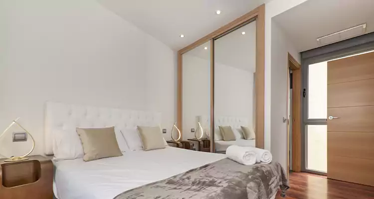 Sliding Wardrobe Door Mirror Replacement in Country Walk, FL